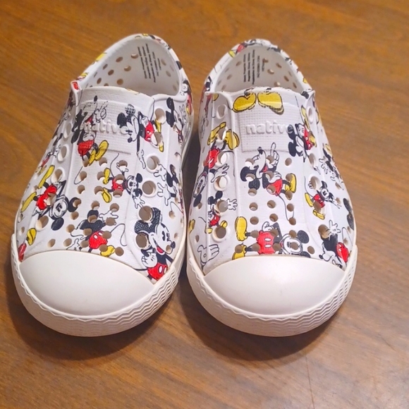 Native Shoes Other - Native x Disney Mickey Mouse Shoes